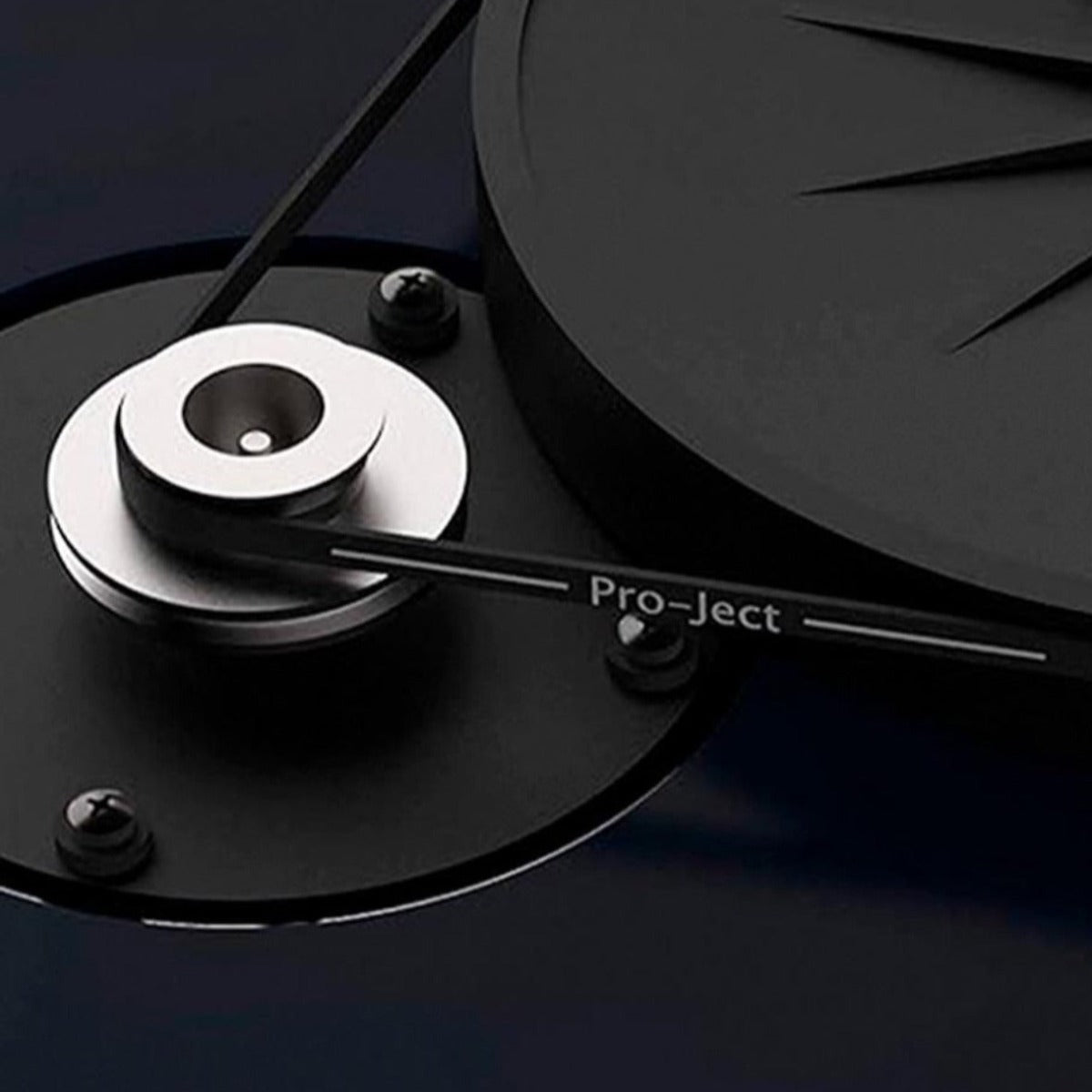 Tornamesa Pro-Ject Debut Carbon EVO Satin Black con Cápsula Ortofon 2M Red