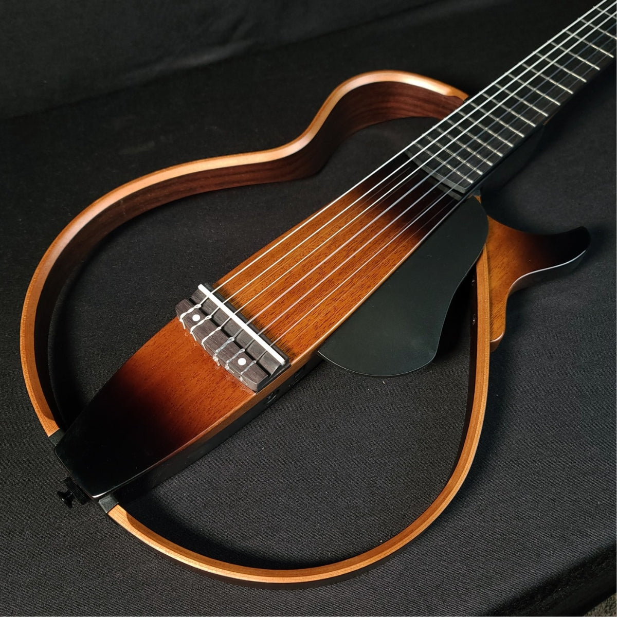 GUITARRA YAMAHA SILENT NYLON TOBACCO