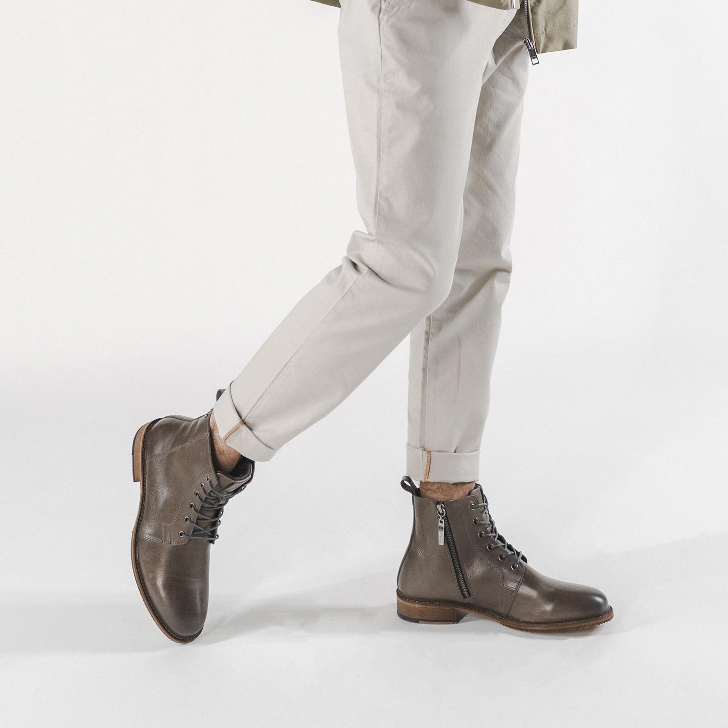 Bota Mumford P2122491 Taupe