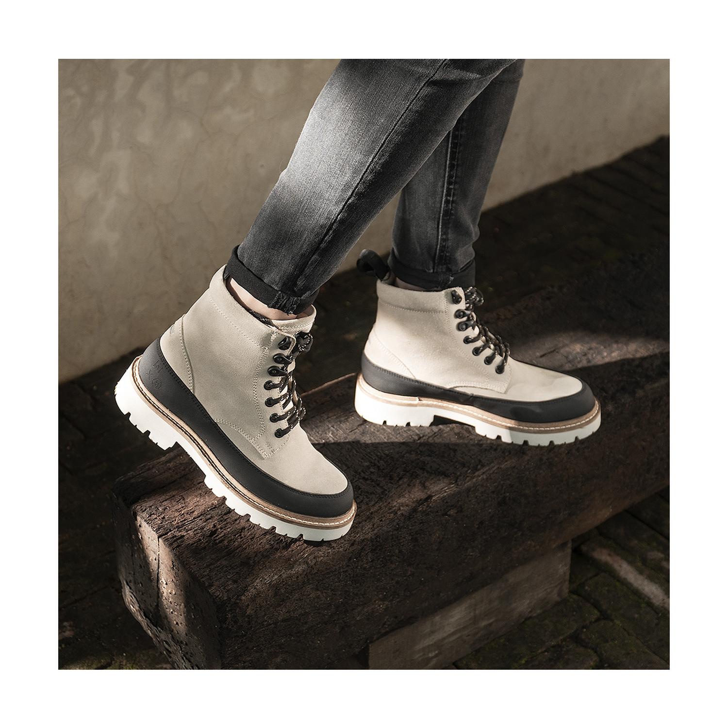 Bota Blackmore D AxM Mujer P1222552 Beige