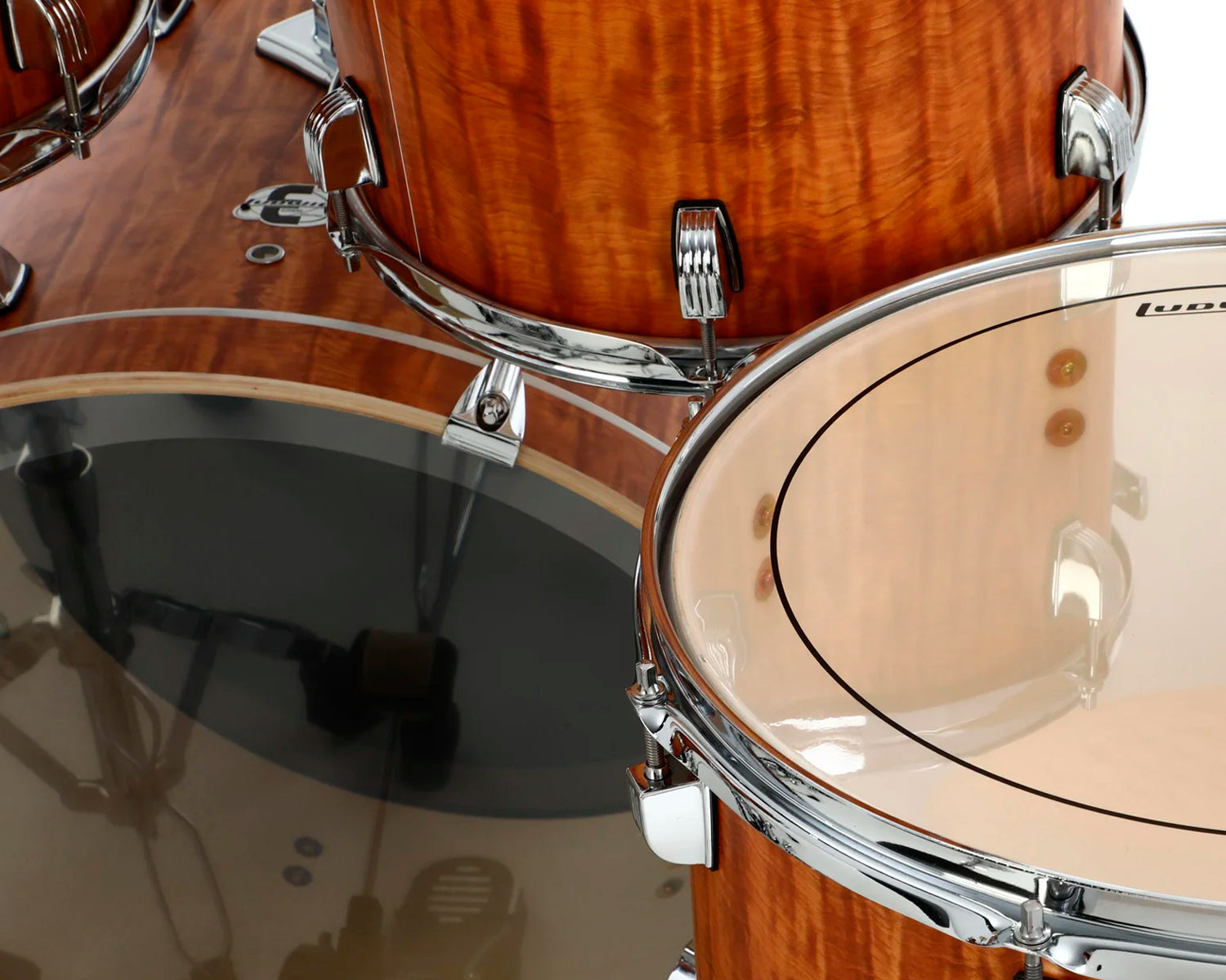 Batería Ludwig Evolution 22" 5 Piezas Cherry con Herrajes