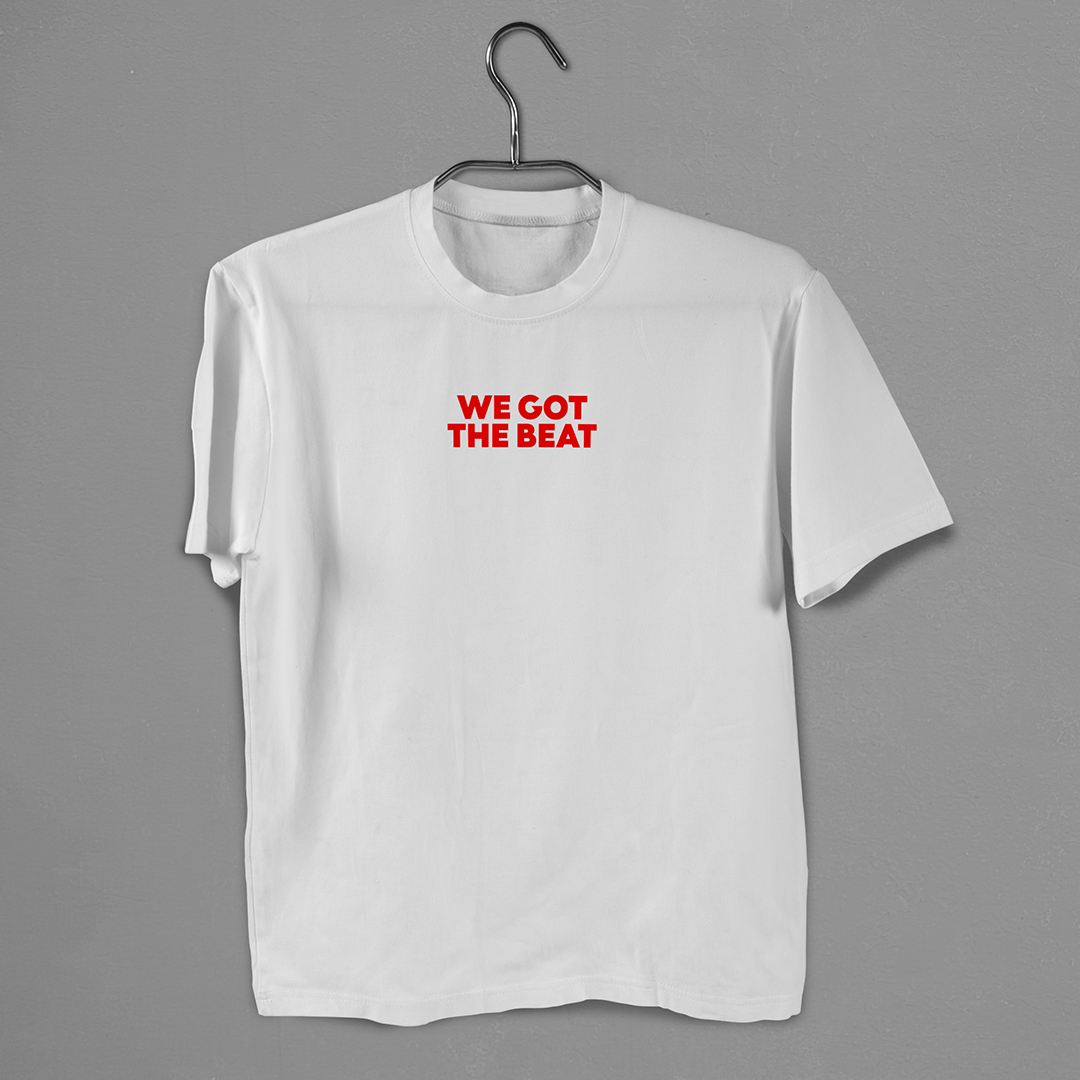 PLAYERA PARUNO CORAZON + STICKER