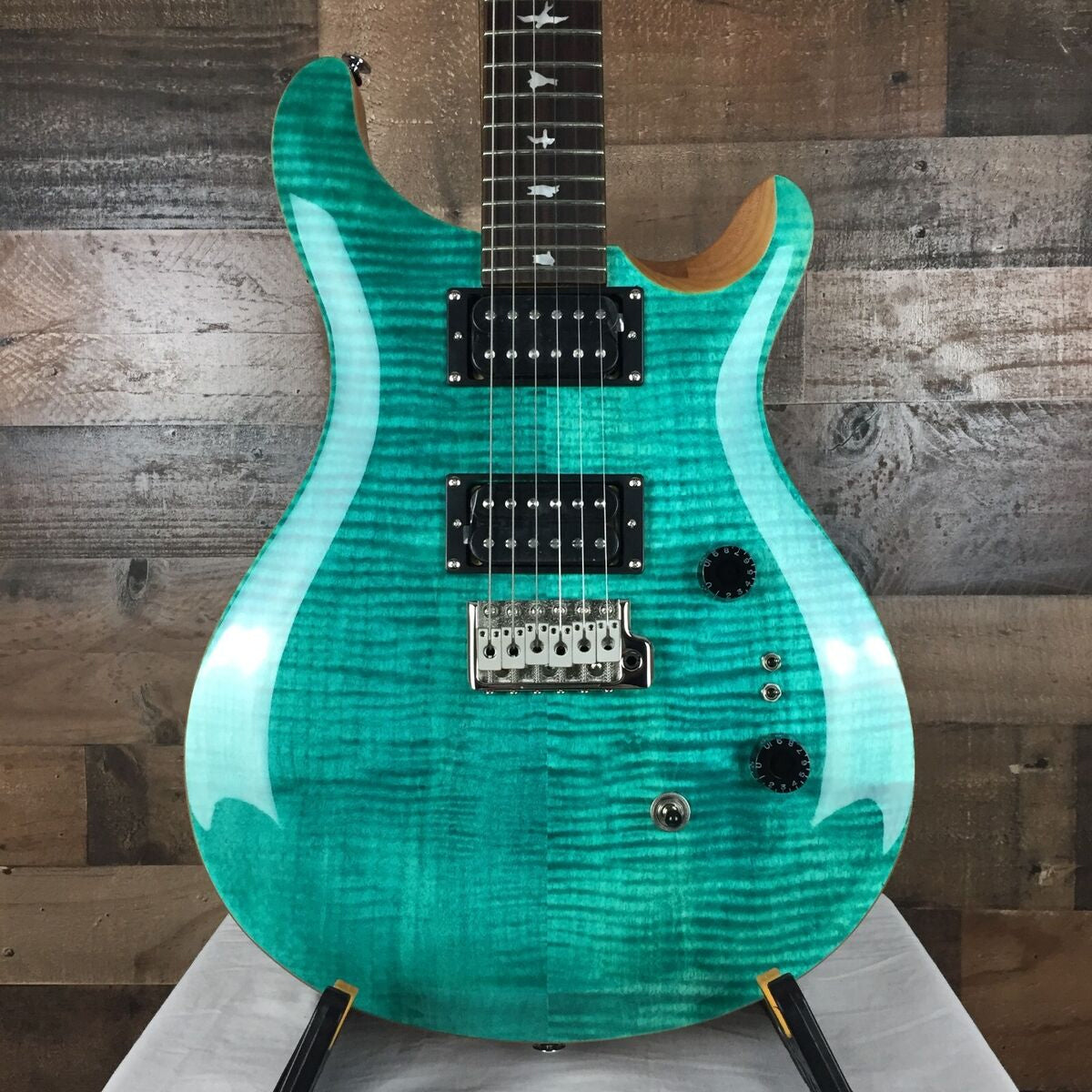 GUITARRA ELECTRICA PRS SE CUSTOM 24-08 TURQUOISE CON GIG BAG