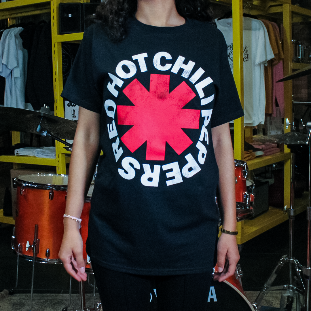 PLAYERA MC RED HOT CHILLIPPERS NE