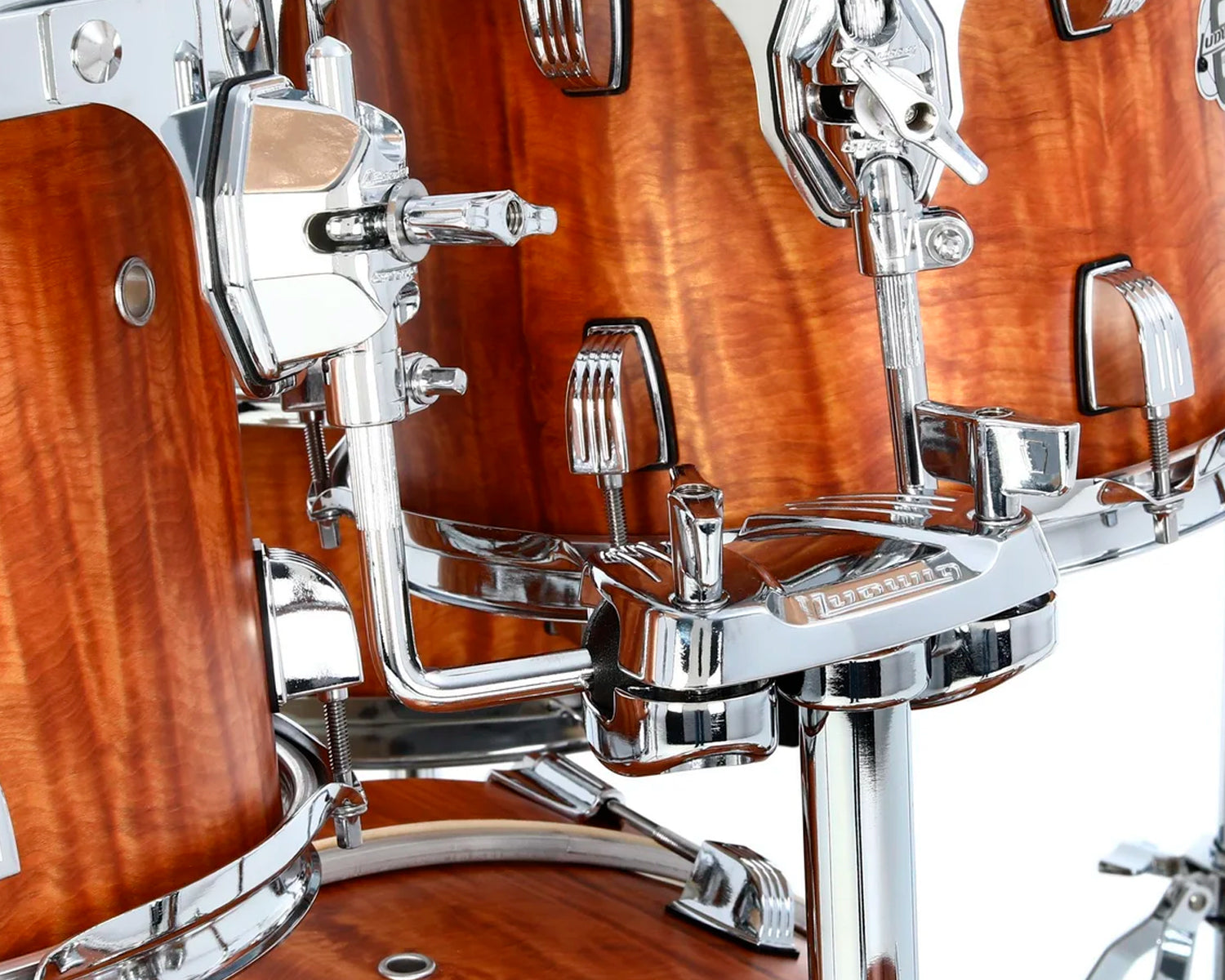 Batería Ludwig Evolution 22" 5 Piezas Cherry con Herrajes