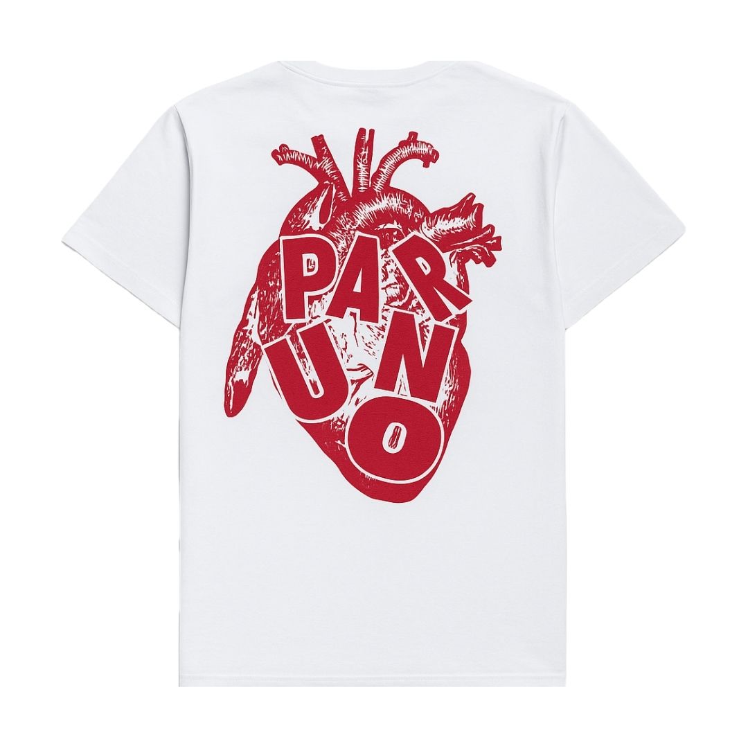 PLAYERA PARUNO CORAZON + STICKER