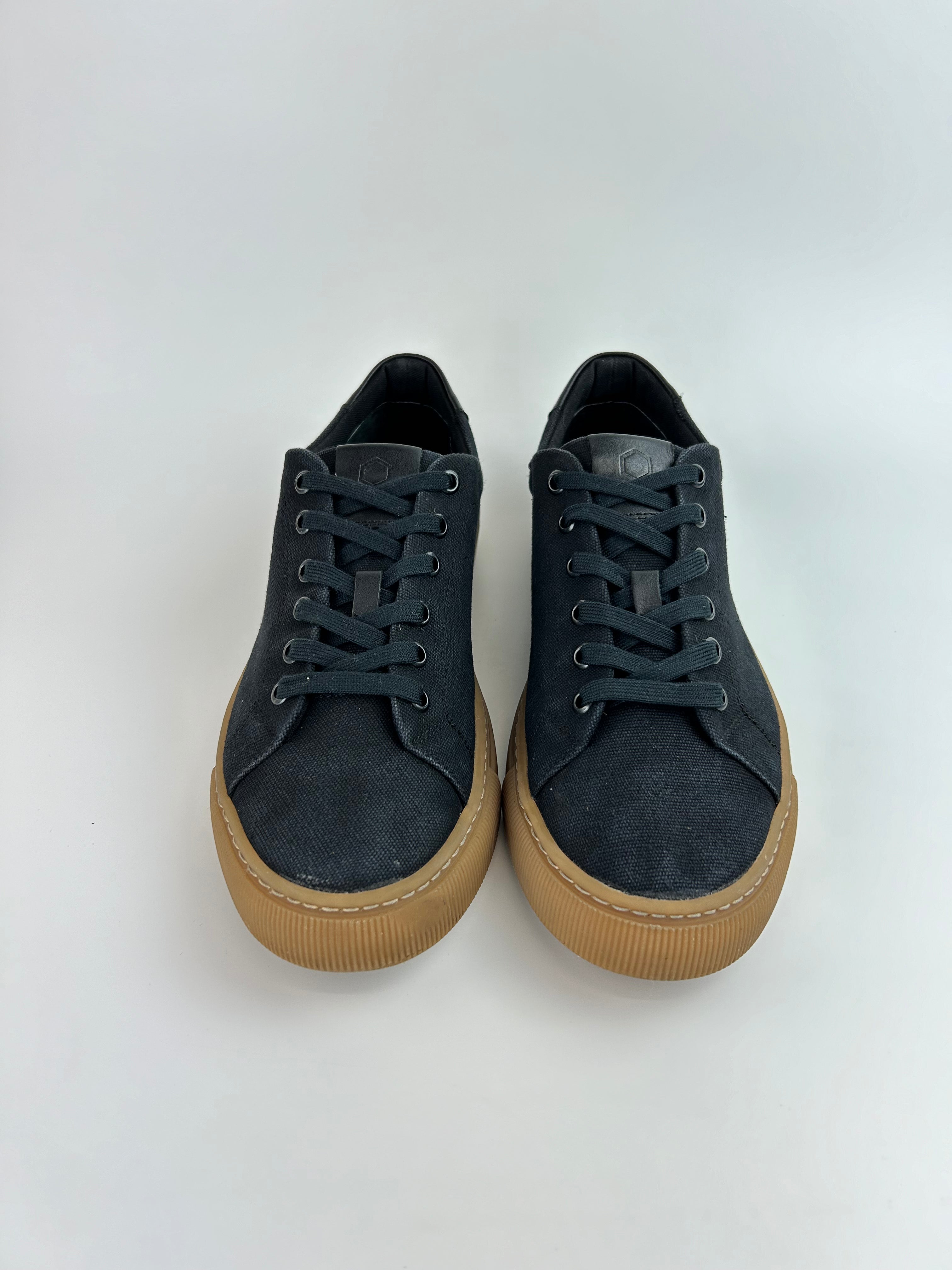 Tenis Tyler P2122512 Negro Pre-Loved